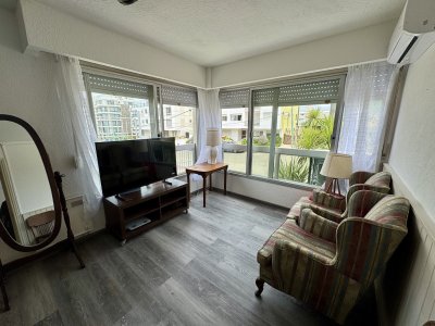 Departamento en edificio Karol en venta