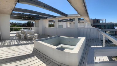 APARTAMENTO EN MANANTIALES DOS DORMITORIOS CON GRAN TERRAZA PROPIA