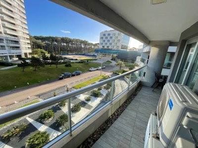 DEPARTAMENTO DE 1 DORMITORIO EN PARADA 10 DE PLAYA BRAVA 