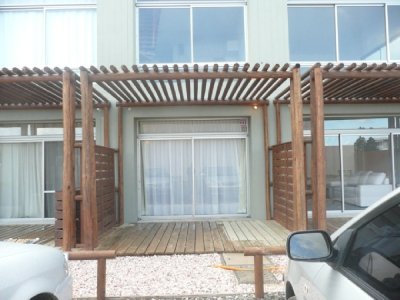 ALQUILER MONOAMBIENTE EN MANANTIALES A 300 MTS DEL MAR