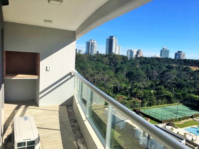 DEPARTAMENTO DE 1 DORMITORIO EN EDIFICIO DE CATEGORIA 