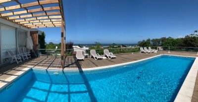 APARTAMENTO EN PUNTA BALLENA, CERCA DE PLAYA PORTEZUELO, VISTA Y ATARDECERES INCREIBLES..!!!