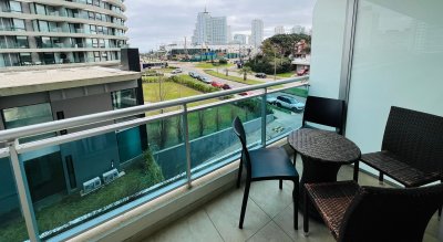 DEPARTAMENTO DE 2 DORMITORIOS CON BALCON EN LA MANSA