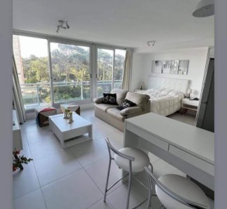 MUY LINDO APARTAMENTO DE UN AMBIENTE, UBICADO EN TORRE NUEVA CON AMENITIS Y GARAGE