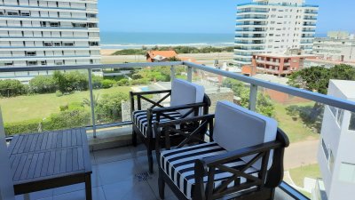 HERMOSO DEPARTAMENTO DE 2 DORMITORIOS EN PLAYA BRAVA 