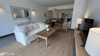 AMPLIO APARTAMENTO DE DOS DORMITORIOS A METROS DE PLAYA BIKINI