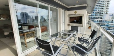 DEPARTAMENTO DE 2 DORMITORIOS CON PARRILLA EN LA BRAVA