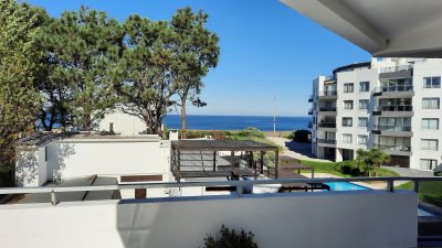 DEPARTAMENTO DE 3 DORMITORIOS CON TERRAZA Y VISTA AL MAR