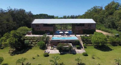 IMPORTANTE CASA EN CHACRA UBICADA EN RINCON DEL INDIO