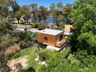 ALQUILER HERMOSA CASA A ESTRENAR A METROS DEL ARROYO EN LA BARRA
