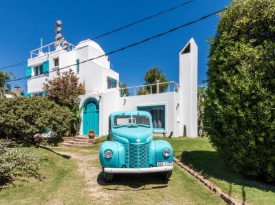 CERCA DE LA PLAYA, CASA A LA VENTA EN EL  CORAZON DE LA BARRA 