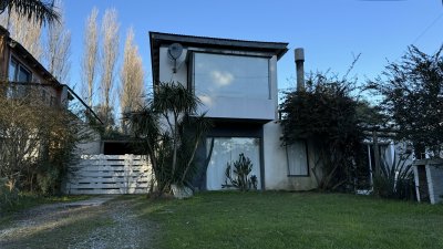 MUY LINDA CASA EN LA BARRA 3 DORMITORIOS CON PISCINA