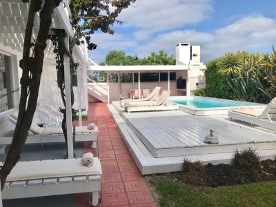VENTA CASA EN LA BARRA DE LA RUTA AL MAR