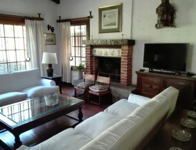 CHALET DE 4 DORMITORIOS EN PARADA 7 DE LA MANSA