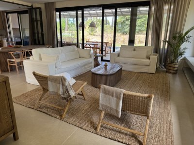 Casa a estrenar en Reserva Montoya