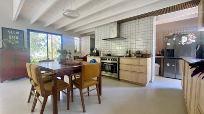 HERMOSA CASA A ESTRENAR CON PISCINA A 700 METROS DEL MAR