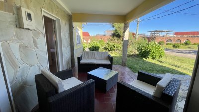 Casa en alquiler a metros del mar