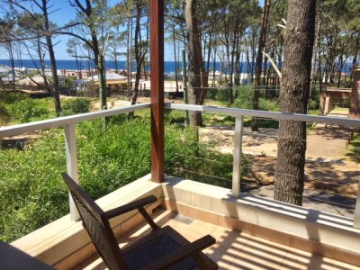 Casa moderna en Montoya, vista al mar, 3 dormitorios y servicio