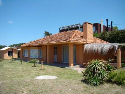 ALQUILER CASA EN MONTOYA FRENTE AL MAR