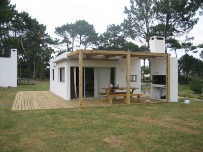 CASA DE DOCS DORMITORIOS EN LA BARRA, GRAN PARQUE