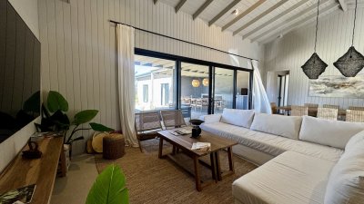 VENTA CASA DE 3 DORMITORIOS Y PISCINA EN RESERVA MONTOYA 