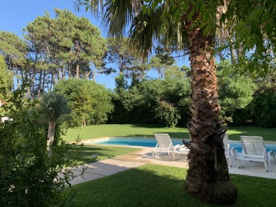 CASA  EN ALQUILER 3 DORMITORIOS CON PISCINA EN RINCÓN DEL INDIO