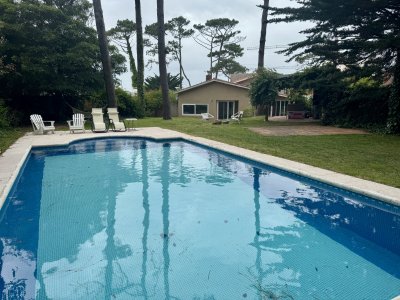 Casa en alquiler con piscina en San Rafael
