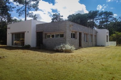 ALQUILER DE CASA EN PUNTADEL ESTE, LA BARRA, 3 DORMITORIOS