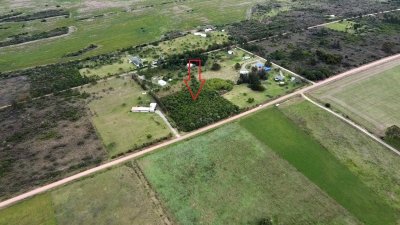 Terreno de 1 hectárea en zona de Matamora,  Colonia, a pasos del mar