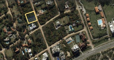 Terreno en Rincón del indio apto para edificio