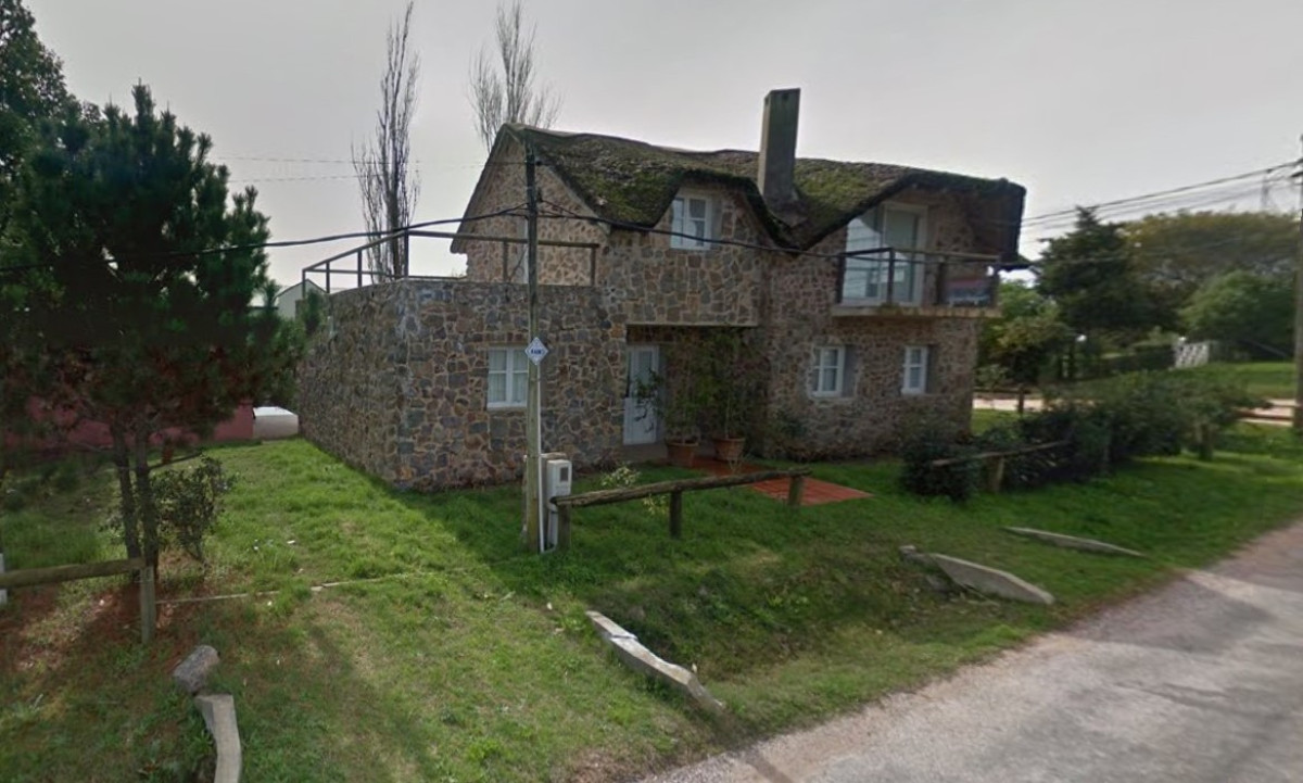 Hermosa casa de Piedra en Balneario El Chorro 