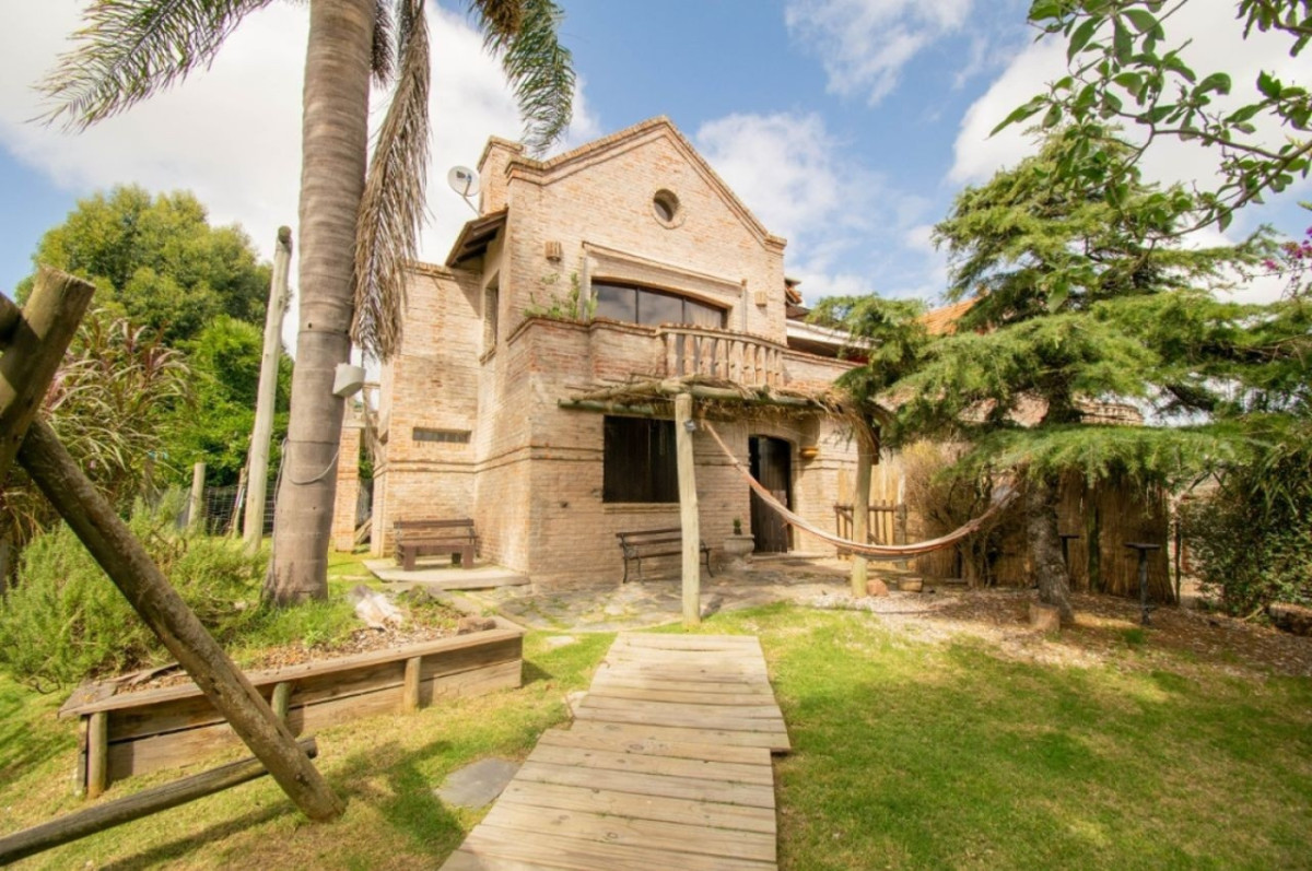 Casa en venta con hermosas vistas de Piriápolis 