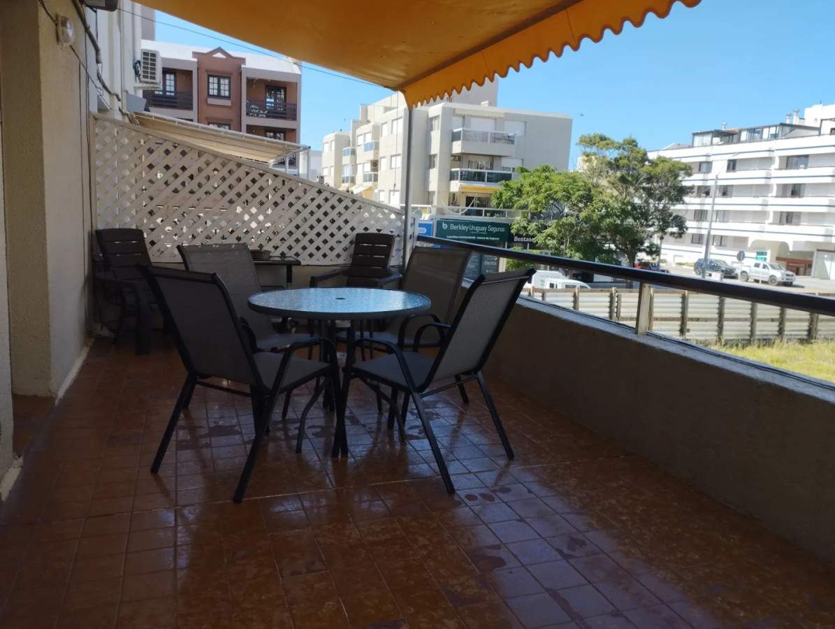Venta Apartamento 1 Dormitorio Con Cochera En Península