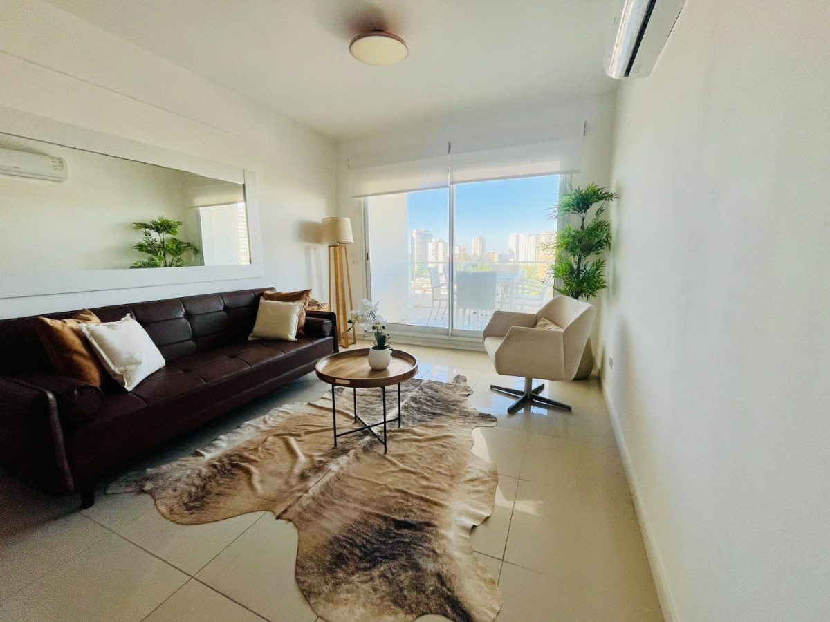 Venta Apartamento 3 Dormitorios Con Cochera en Aidy Grill
