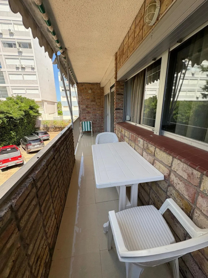 OPORTUNIDAD - 2 dormitorios frente al mar -