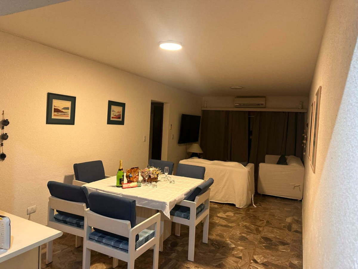 Apartamento con terraza en Playa Mansa