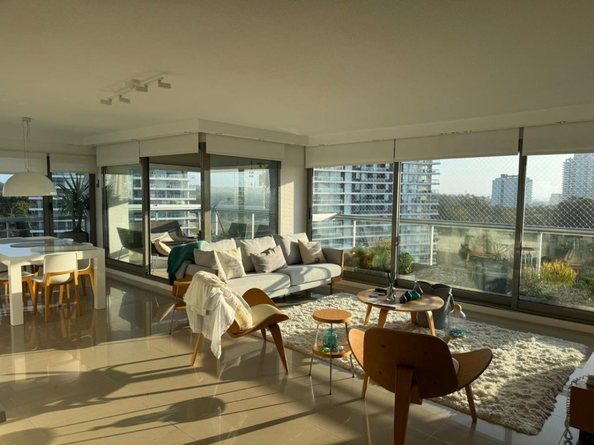 Apartamento 4 Dorm y 5 Baños - Marigot Brava