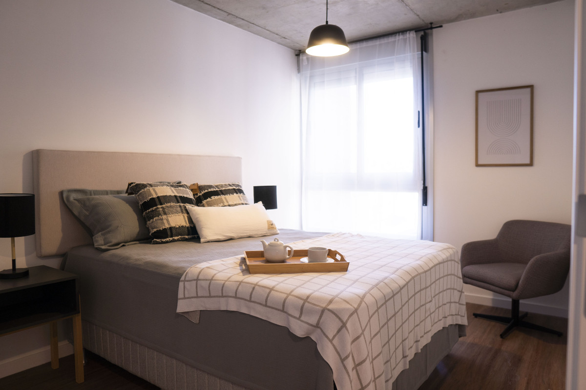 vENDO Apartamento de 2 dormitorios PISO ALTO en el Centro