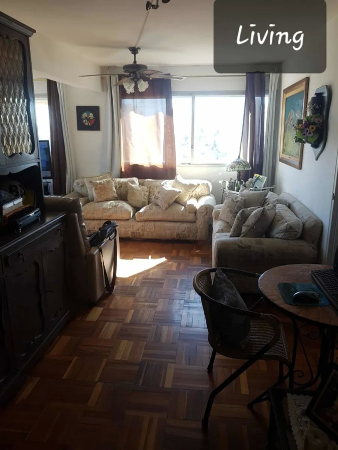 Apartamento en Malvin con RENTA 3 dormitorios con vista al mar