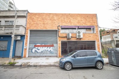 Vendo local comercial en Pocitos Nuevo