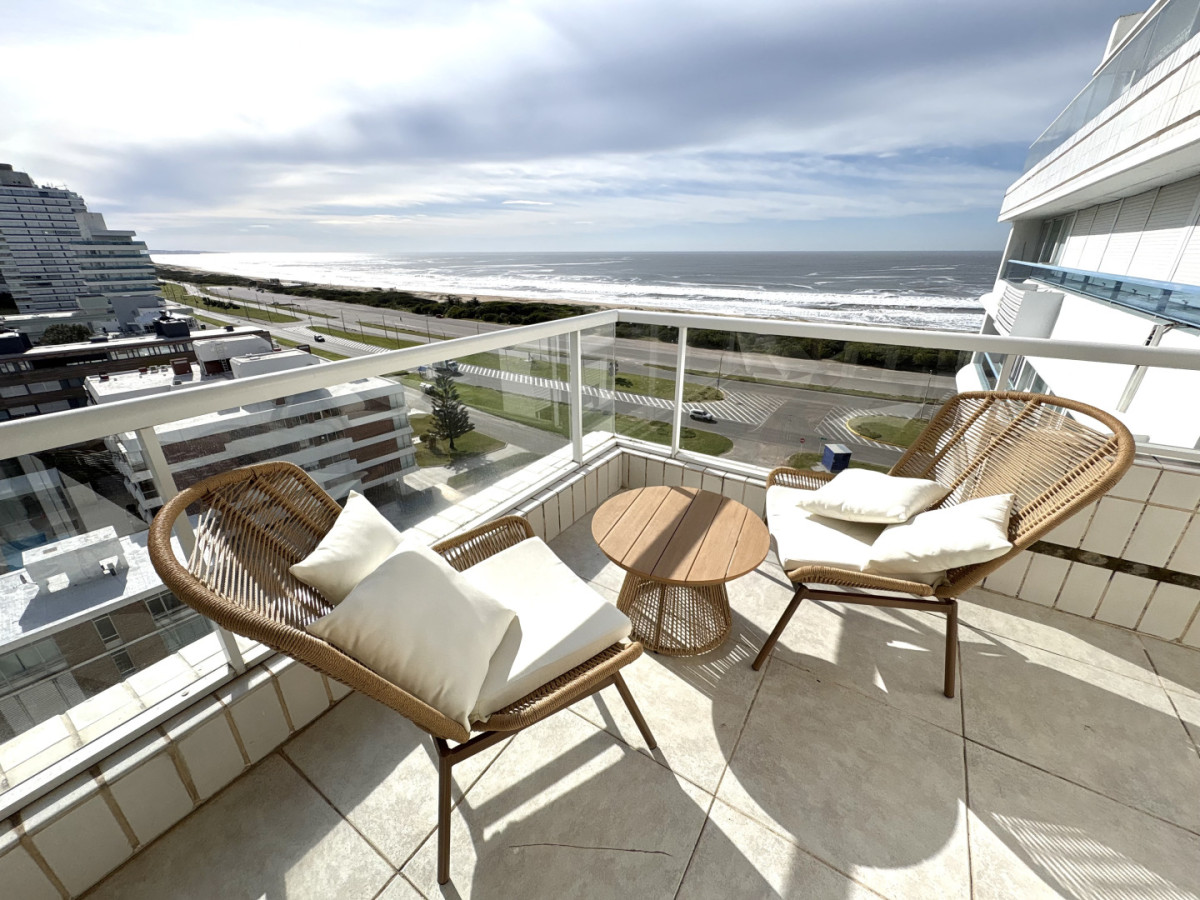 Espectacular Penthouse en Alquiler, Brava 
