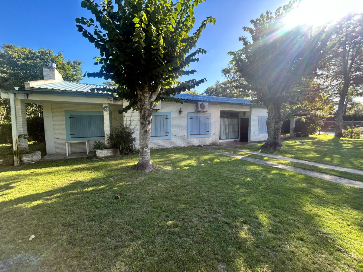 Casa de 3 dormitorios en venta - Marly