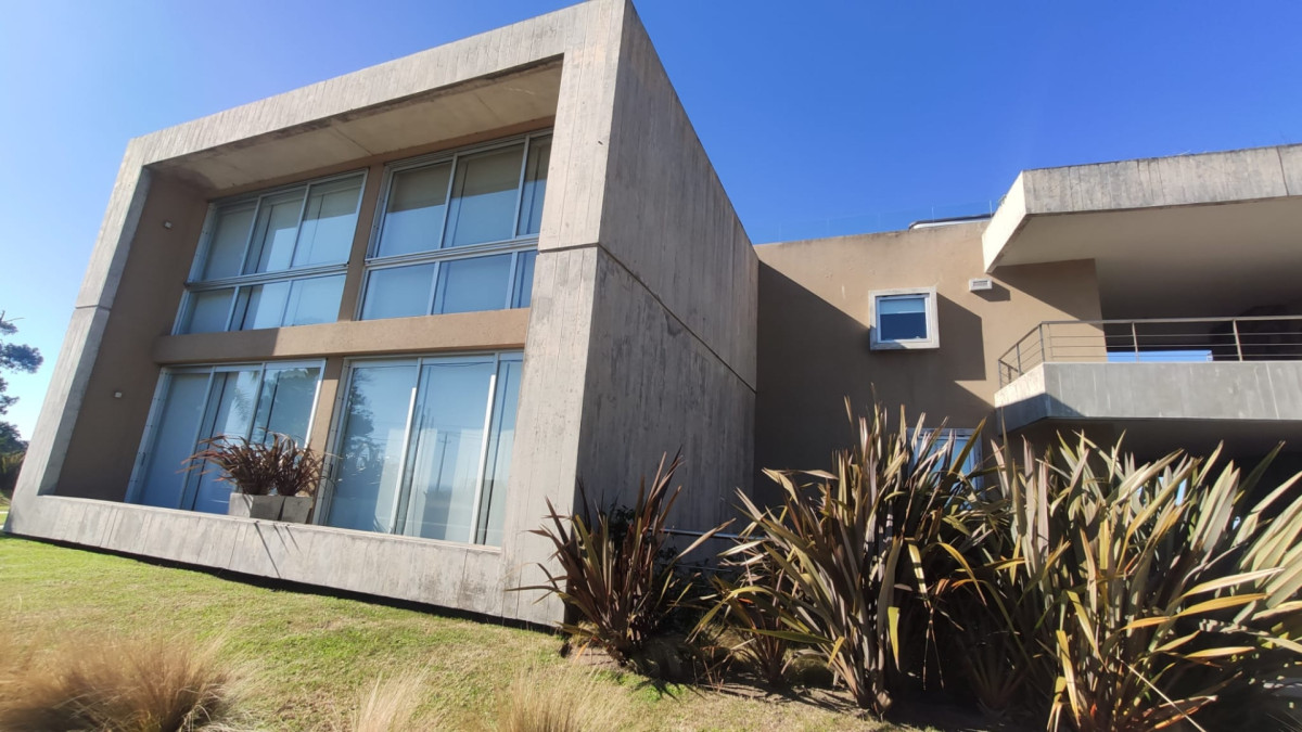 Apartamento en venta 2 dormitorios, Punta Ballena.