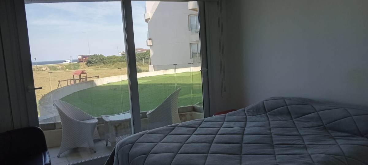En venta Apartamento en primera linea playa mansa, Punta del Este