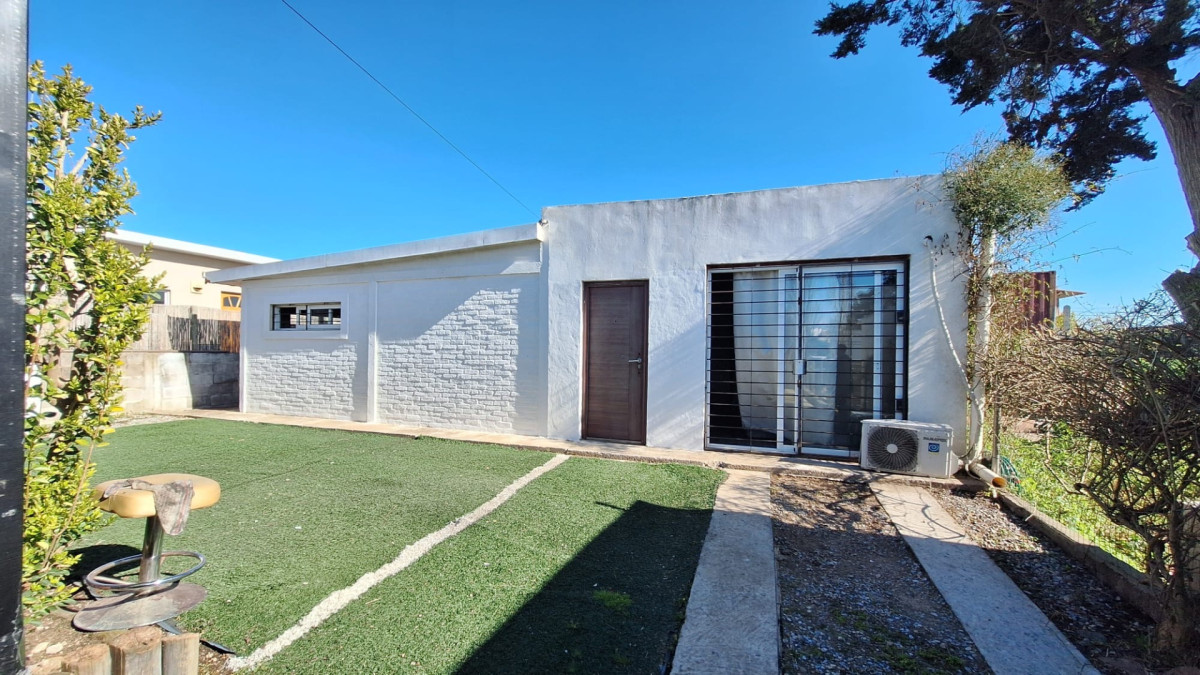 Alquiler anual | Casa de 2 dormitorios en Altos de la Laguna