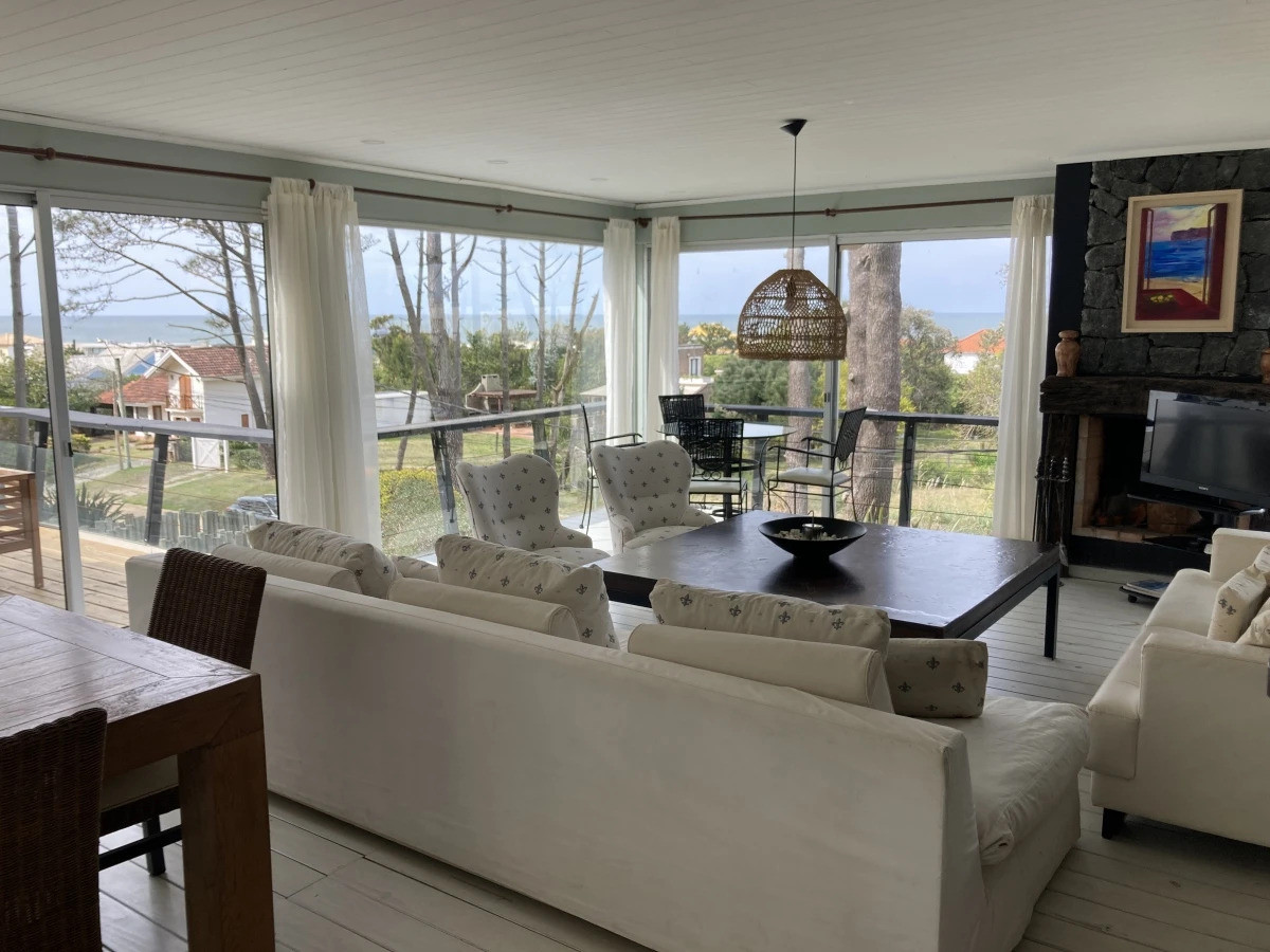 En venta casa de 6 dormitorios en Montoya, La Barra