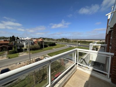 Frente al mar. Frente a todo - Venta Barra de Carrasco 3D suite,toilette,lavadero,terraza,gge Amenities 