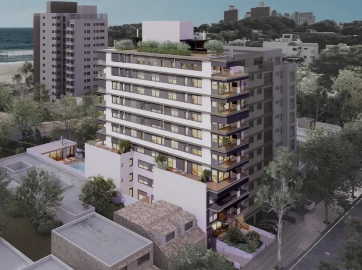 Vivi Malvin - Venta Ap.2D 1B Terraza parrillero  150m de rambla Amenities 