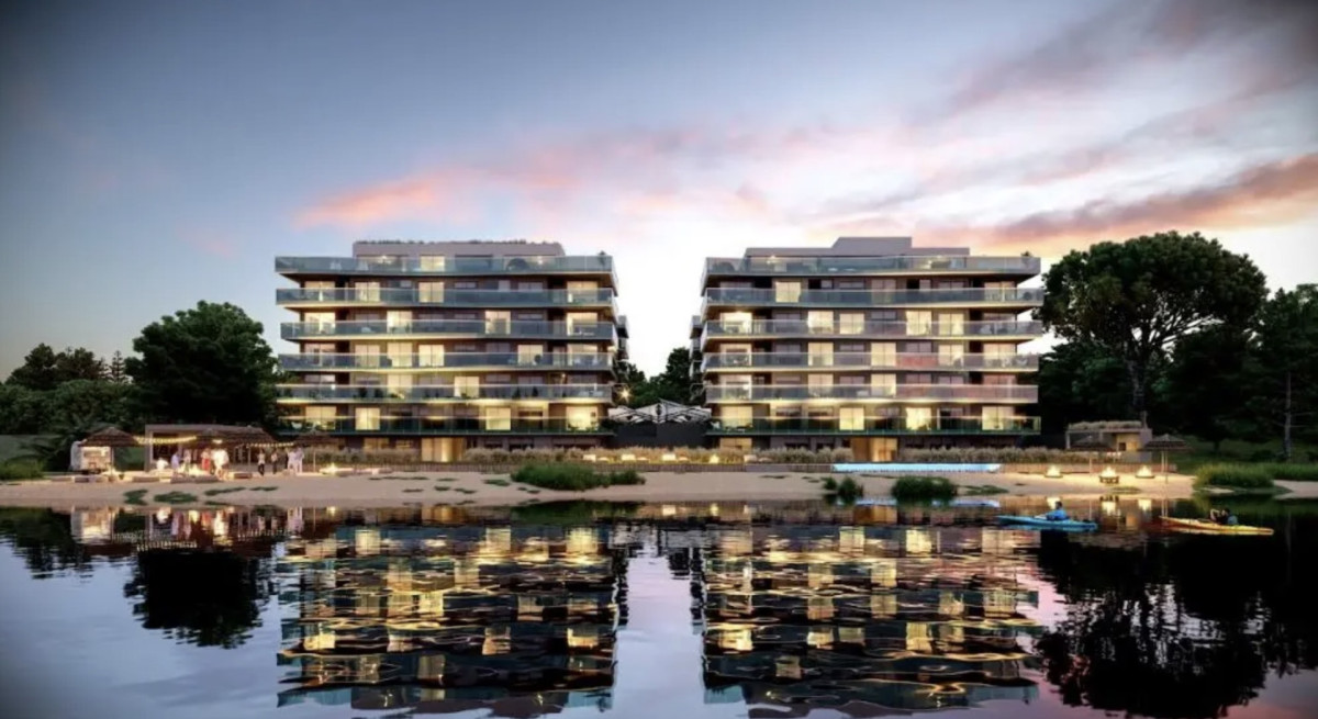 Vivir junto al lago nunca estuvo tan cerca de todo - Venta B.de Carrasco 3D 2B Suite Terraza al frente Amenities 