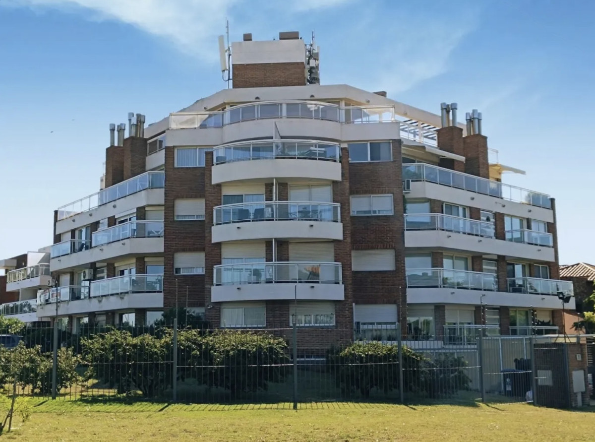 Frente al mar - Venta Barra de Carrasco 3D suite,toilette,lavadero,terraza,gge Amenities 